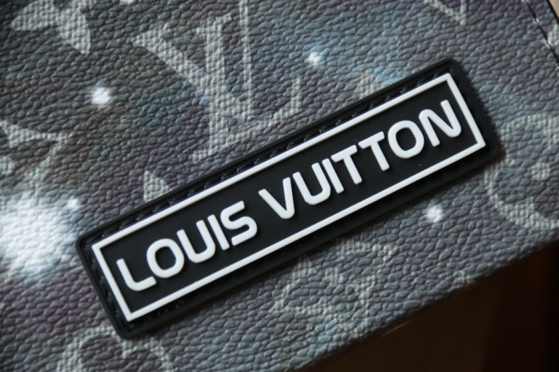 LV Clutch Bags